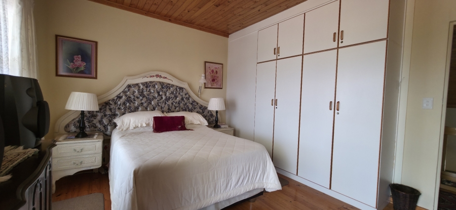 3 Bedroom Property for Sale in Fraaiuitsig Western Cape